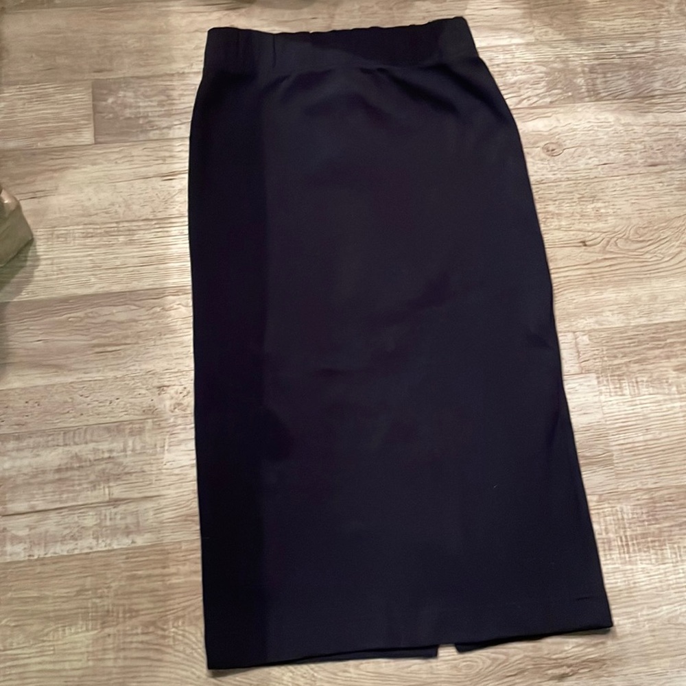 Navy blue long skirt with slit in the back size medium